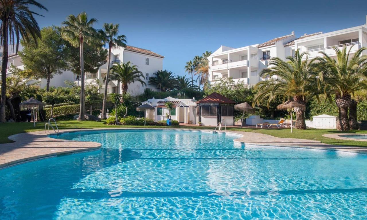 Sea View Apartment In Posh Miraflores La Cala De Mijas Kültér fotó