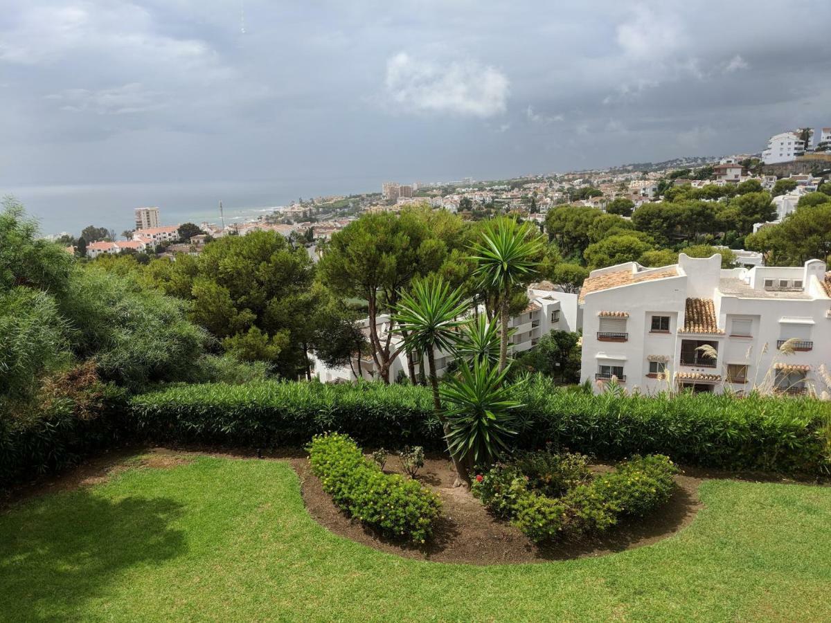 Sea View Apartment In Posh Miraflores La Cala De Mijas Kültér fotó